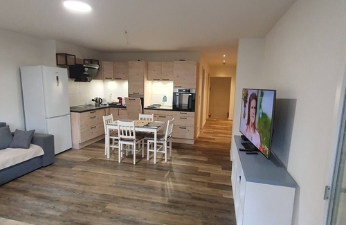 Meiningen Apartment | Vacation apartment 2 in the heart of Meiningen, with a view of the theater