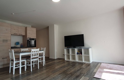 Meiningen Apartment | Vacation apartment 2 in the heart of Meiningen, with a view of the theater