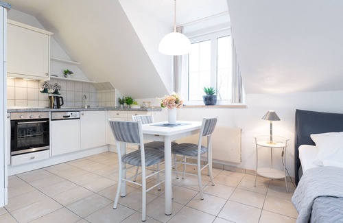 Scharbeutz Apartment | Vacation apartment 3.2 with balcony in the Seepark in Scharbeutz