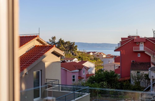 Podstrana Apartment | Vacation apartment/apartment for 5 guests with 65m² in Podstrana (117149)