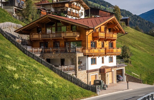Zellbergeben Apartment | Vacation apartment/apartment for 8 guests with 130m² in Zellberg (95833)