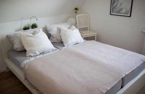 Neufeld Apartment | Vacation apartment/apartment for 4 guests with 75m² in Neufeld (172542)