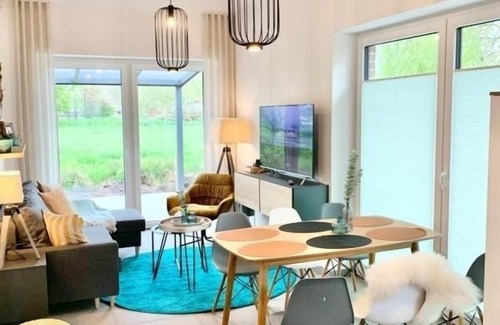 Sehestedt Apartment | Vacation apartment/apartment for 24 guests with 332m² in Jade (266784)