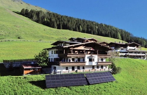 Hintertux Apartment | Vacation apartment/apartment for 3 guests with 45m² in Tux (296113)