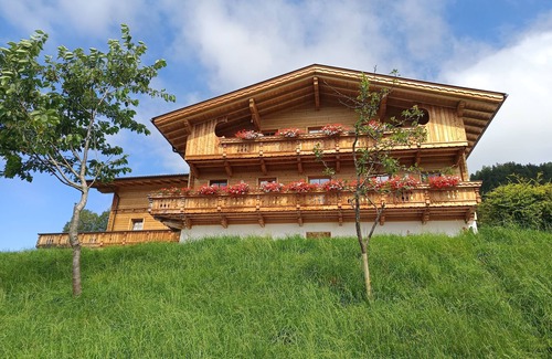 Brandenberg Apartment | Vacation apartment with mountain views in a quiet location