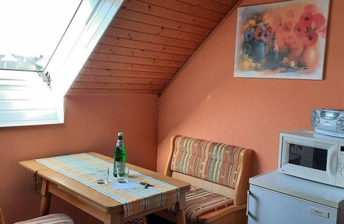 Rengen Apartment | Vacation apartment Bruhn - 3-bed vacation apartment with shower/WC, 2 bedrooms