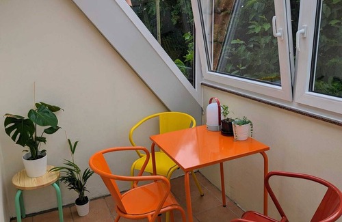 Schiffdorferdamm Apartment | Vacation apartment with conservatory in Bremerhaven