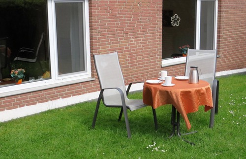Eckernfoerde Apartment | Vacation apartment/apartment for 2 guests with 60m² in Eckernförde (1042)