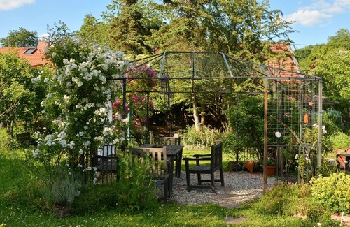 Zweibruecken Apartment | Vacation apartment "Im VitalArt Naturgarten", 65 sqm, 1 double bed, 1 sofa bed, max. 2 persons
