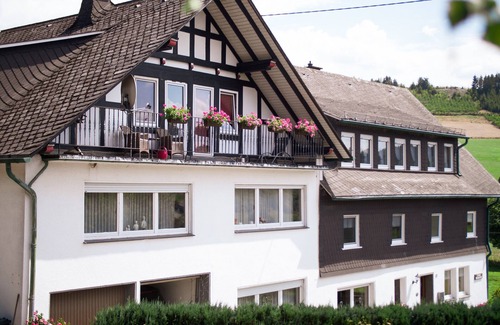 Lennestadt Apartment | Vacation apartment Gänseblümchen
