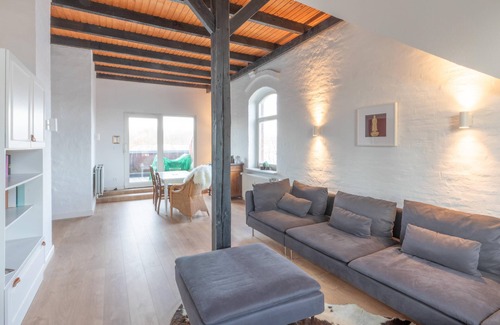 Toenning Apartment | Vacation apartment Hafen-Nest 54° Nord in Tönning for up to 4 people