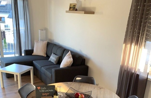 Lierschied Apartment | Vacation Apartment "Im Tal der Loreley" with Garden, Terrace, BBQ & Wi-Fi