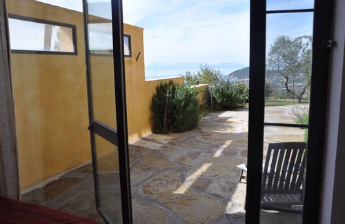 Santa Maria di Castellabate Apartment | Vacation apartment with large natural stone terrace, sea view guaranteed