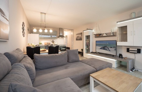 Groemitz Apartment | Vacation apartment Meeresbrise with balcony in house C at Driftberg 1