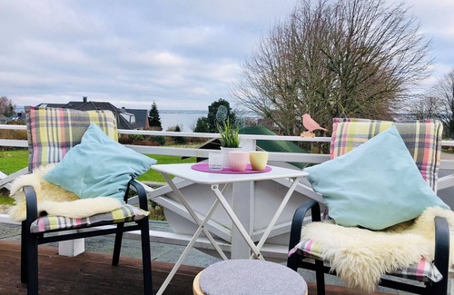 Westerholz Apartment | Vacation apartment Nordlicht | sea view balcony and Nordic charm for up to 2 people