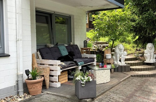 Allagen Apartment | Vacation apartment on the Möhne cycle path, close to the Möhne and Hennesee lakes, dogs welcome