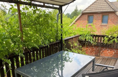 Wohldorf-Ohlstedt Apartment | Vacation apartment on the outskirts of Hamburg (one hour's drive to the Baltic Sea)