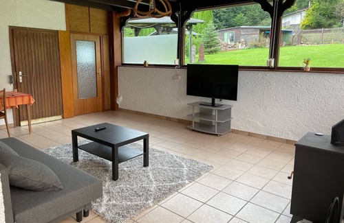 Hoffeld House | Vacation apartment on the outskirts with 75m³ 4-person