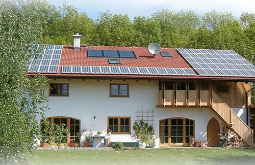Edling Apartment | Vacation apartment on the edge of the forest for 4 people with balcony, 50 m²