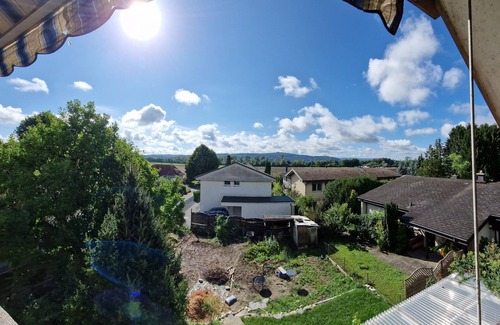 Meinisberg Apartment | Vacation apartment Pirol