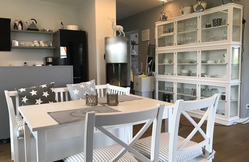 Rosenhagen Apartment | Vacation apartment " Seaflat " on the Baltic Sea, free WLAN, beach chair, fireplace by SEASIDE