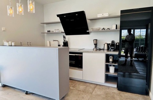 Rosenhagen Apartment | Vacation apartment " Seaflat " on the Baltic Sea, free WLAN, beach chair, fireplace by SEASIDE