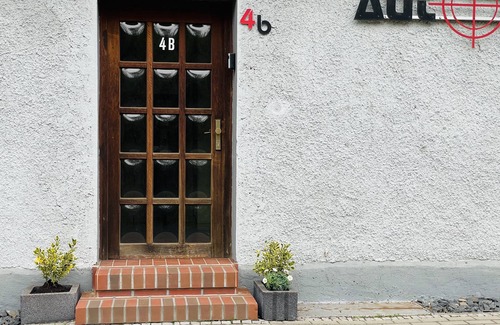 Johannesvorstadt Apartment | Vacation apartment "TUNING-Bus" in Erfurt, near the north beach