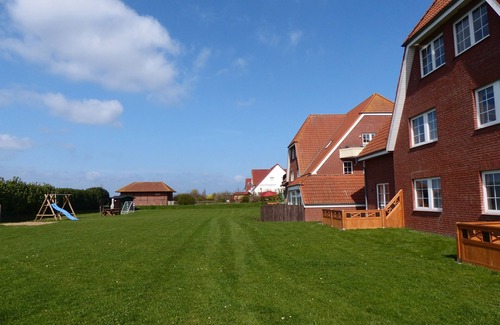 Dassow Apartment | Vacation apartment with pool, sauna, 200 Mbit/s WLAN between Travemünde - Boltenhagen