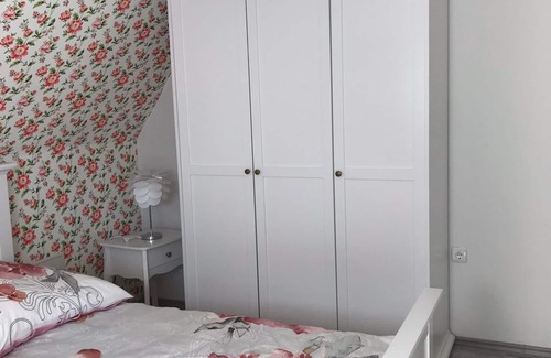 Ditzum Apartment | Vacation apartment with lake view