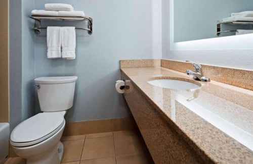 Blaine House | Vacation Day is Always a Great Idea! Indoor pool, Shop at Ohio Valley Mall