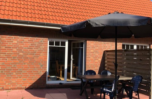 Friedrichskoog-Spitze House | Vacation home starboard quietly located large terrace only 300m to the beach/sea