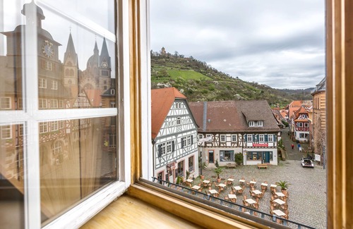 Heppenheim Apartment | Vacation apartment with a direct view of the historic market in Heppenheim