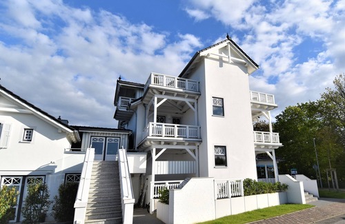 Petersdorf Apartment | Vacation apartment with a view over the island's fields