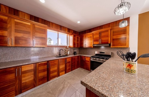 Montellano Villa | Vacation Villa With Pool/jacuzzi/grill 15min Airport
