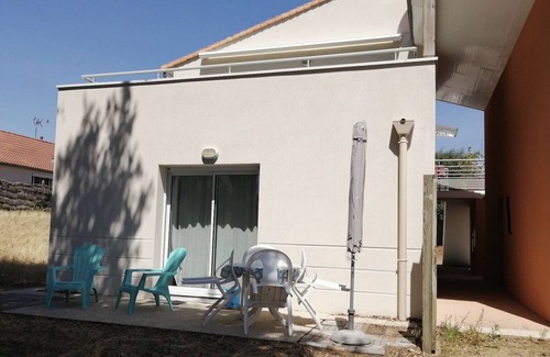 Saint-Brevin-les-Pins Apartment | Vacation apartment garden level walking distance to beach