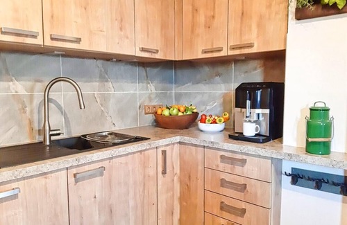 Unterschonau House | Vacation home Bergvagabund for up to 12 people, 5 separate bedrooms, garden, balcony, 165 sqm