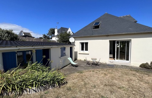 Saint-Quay-Portrieux House | Vacation home, 400m from the sea in a quiet, well-located area