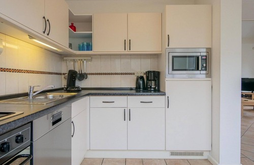 Julianadorp aan zee House | Vacation home Duyngroet: Spacious accommodation with enclosed garden and Landal facilities, within walking distance of the beach