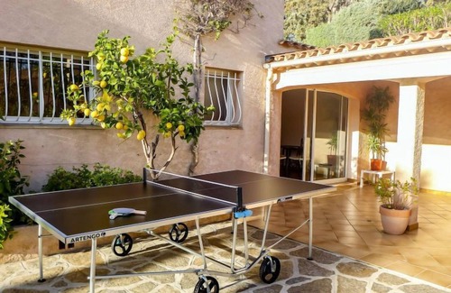 Bormes-Les-Mimosas House | Vacation home Mimosas in Bormes-les-Mimosas - 8 persons, 4 bedrooms