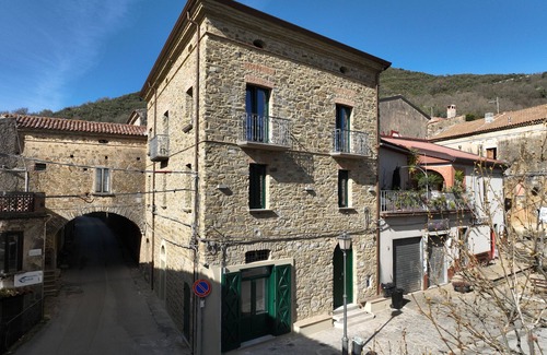 San Mauro Cilento Apartment | Vacation Homes "Il Palazzetto" - Green Apartment