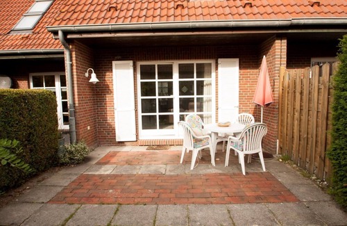 Carolinensiel House | Vacation home 50158 - Trendy and comfortable: The approx. 60 sqm terraced house impresses with its