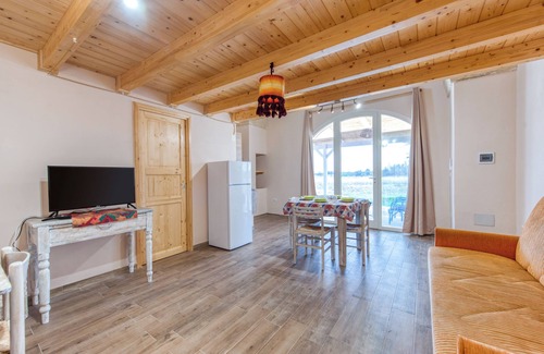 Merine House | Vacation Home 'Andrè' with Shared Terrace, Wi-Fi and Air Conditioning