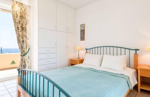 Lavreotiki House | Vacation home Barite in Sounion - 14 persons, 7 bedrooms
