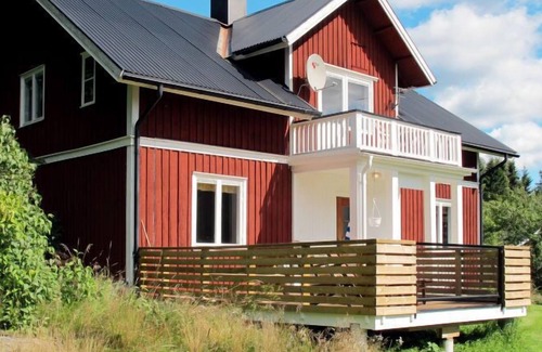 Arjang House | Vacation home Bartveten (VMD145) in Årjäng - 5 persons, 2 bedrooms