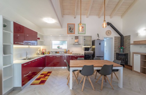 Sassari House | Vacation Home "Capriccio Mediterraneo" with Sea View, Air Conditioning, Terrace & Garden