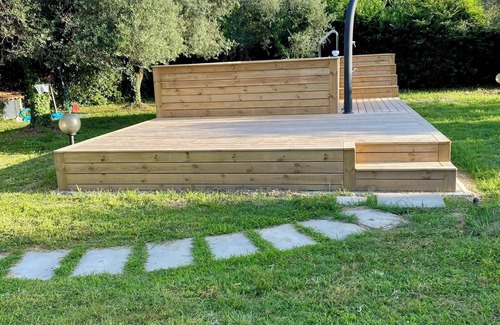 Luni House | Vacation Home "Casa Degli Zii Appartamento Guido" with Shared Terrace, Balcony & Wi-Fi