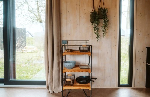 Ouddorp Ski Chalet | Vacation home cut from the right cloth!