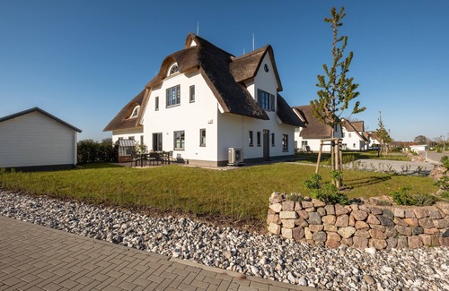 Stolpe auf Usedom Apartment | Vacation home Gustav Mahler 24 - Inseldomizil Stolpe - Vacation under thatch on Usedom
