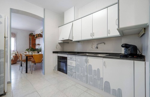 Deltebre House | Vacation Home "Ebre Home" with Private Mini Pool, 3 Private Terraces & Wi-Fi