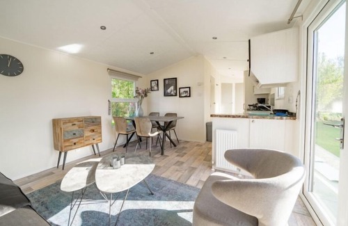 Kaatsheuvel House | Vacation home EuroParcs Resort Kaatsheuvel in Kaatsheuvel - 4 persons, 2 bedrooms